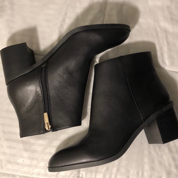 Black Leather Ankle Boots Brand New - Picture 3 of 4